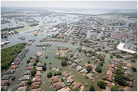 Översvämning efter storm – varningens exempel