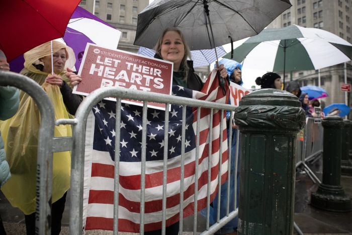 Hundratals pro-lifers deltog i International Gift of Life Walk. | Jeffrey Bruno