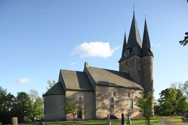 Husaby kyrka i dag