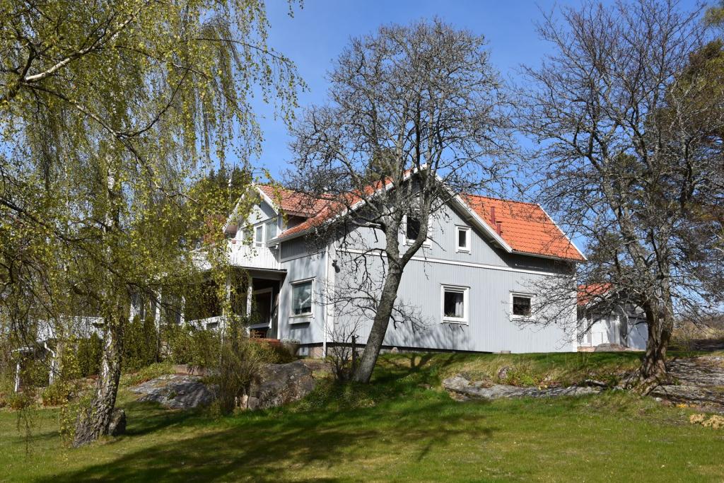 Vackra Skandinavien, Mariestad med omnejd i april 2020, Foto: Broder Kssael