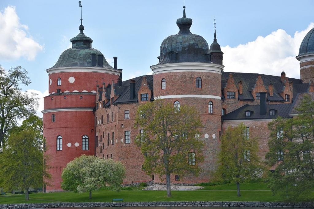 Vackra Skandinavien, Eskilstuna och Gripsholm i april 2020, Foto: Broder Kssael