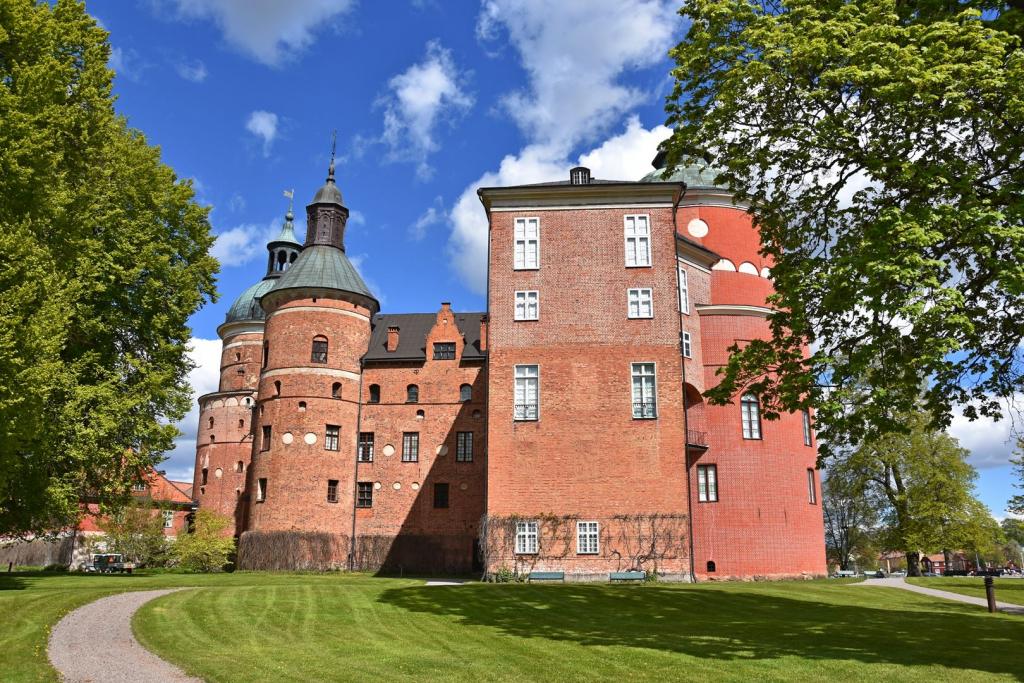 Vackra Skandinavien, Eskilstuna och Gripsholm i april 2020, Foto: Broder Kssael