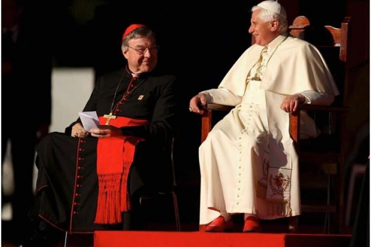 Benedictus XVI och kardinal George Pell på Världsungdomsdagen i Sydney, juli 2008