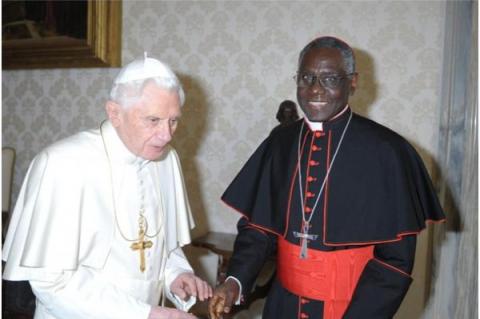 Kardinal Robert Sarah i möte med påven Benedikt XVI den 11 mars 2011 i Vatikanen